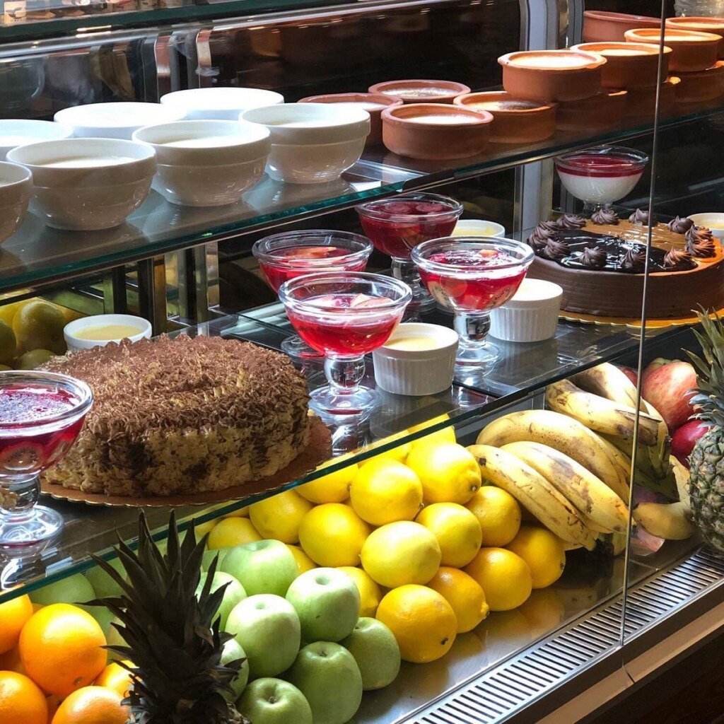 کافێی Caesar Restaurant & Cafe