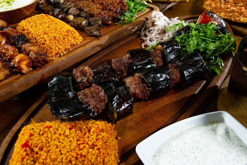 چێشتخانەی De Fermo Kebap Suli