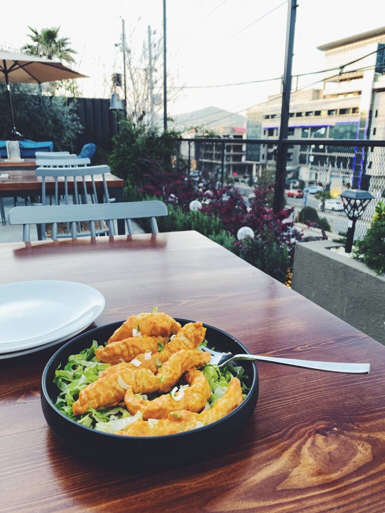 چێشتخانەی Ivy Dining & Co