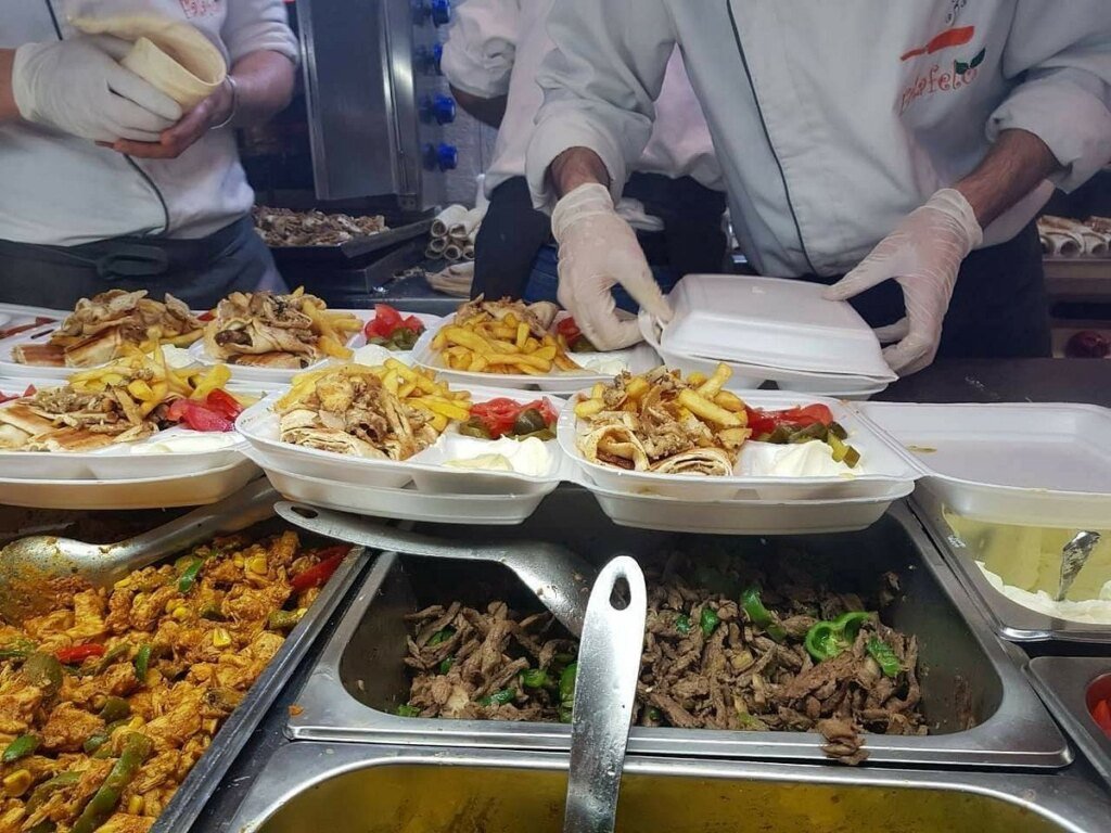 چێشتخانەی Falafelo