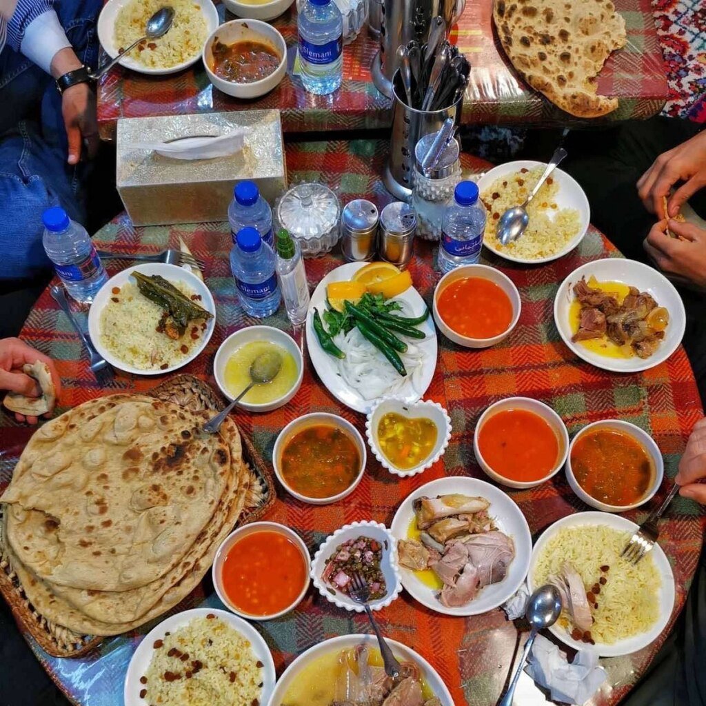 چێشتخانەی Zhyar Kurdish Restaurant