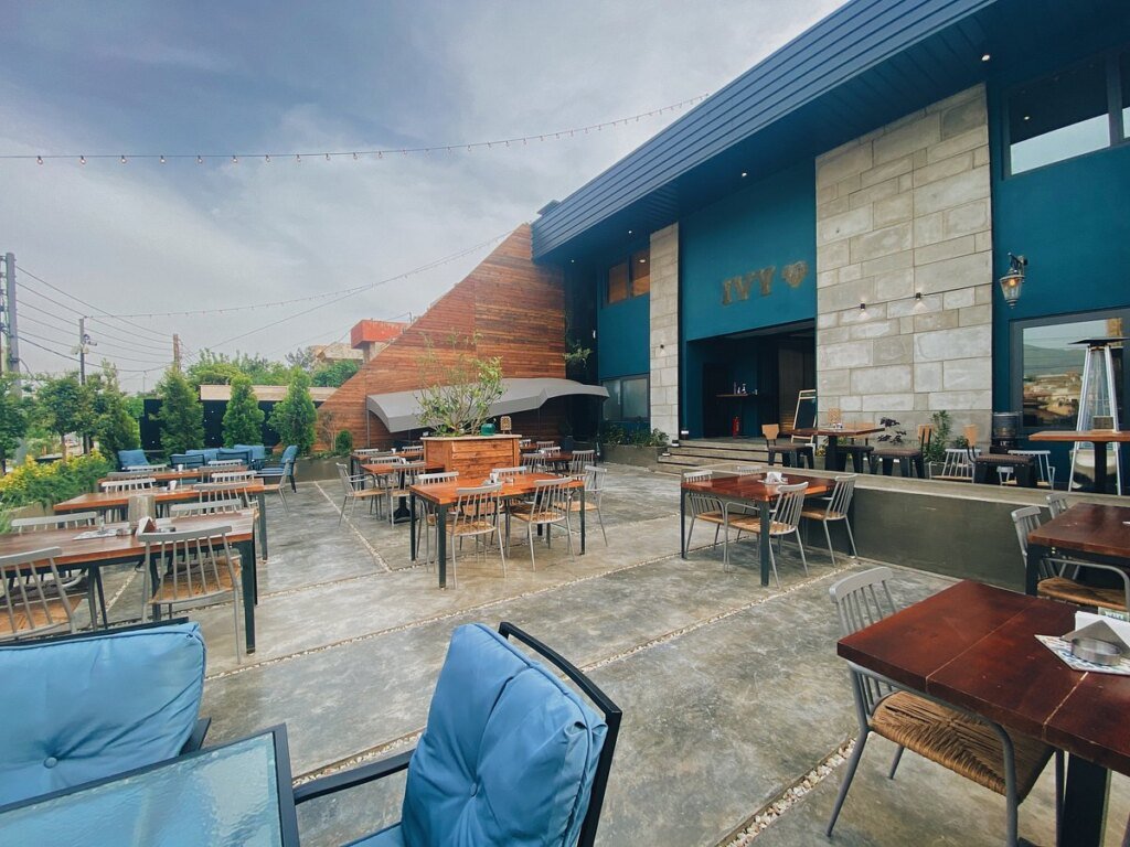 چێشتخانەی Ivy Dining & Co
